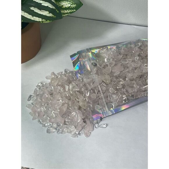 ✨Clear and Rose Quartz Chips - Picture 4 of 7
